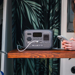 BLUETTI generalüberholtes tragbares AC2A-Kraftwerk 300 W 204 Wh Solargenerator für Outdoor-Camping